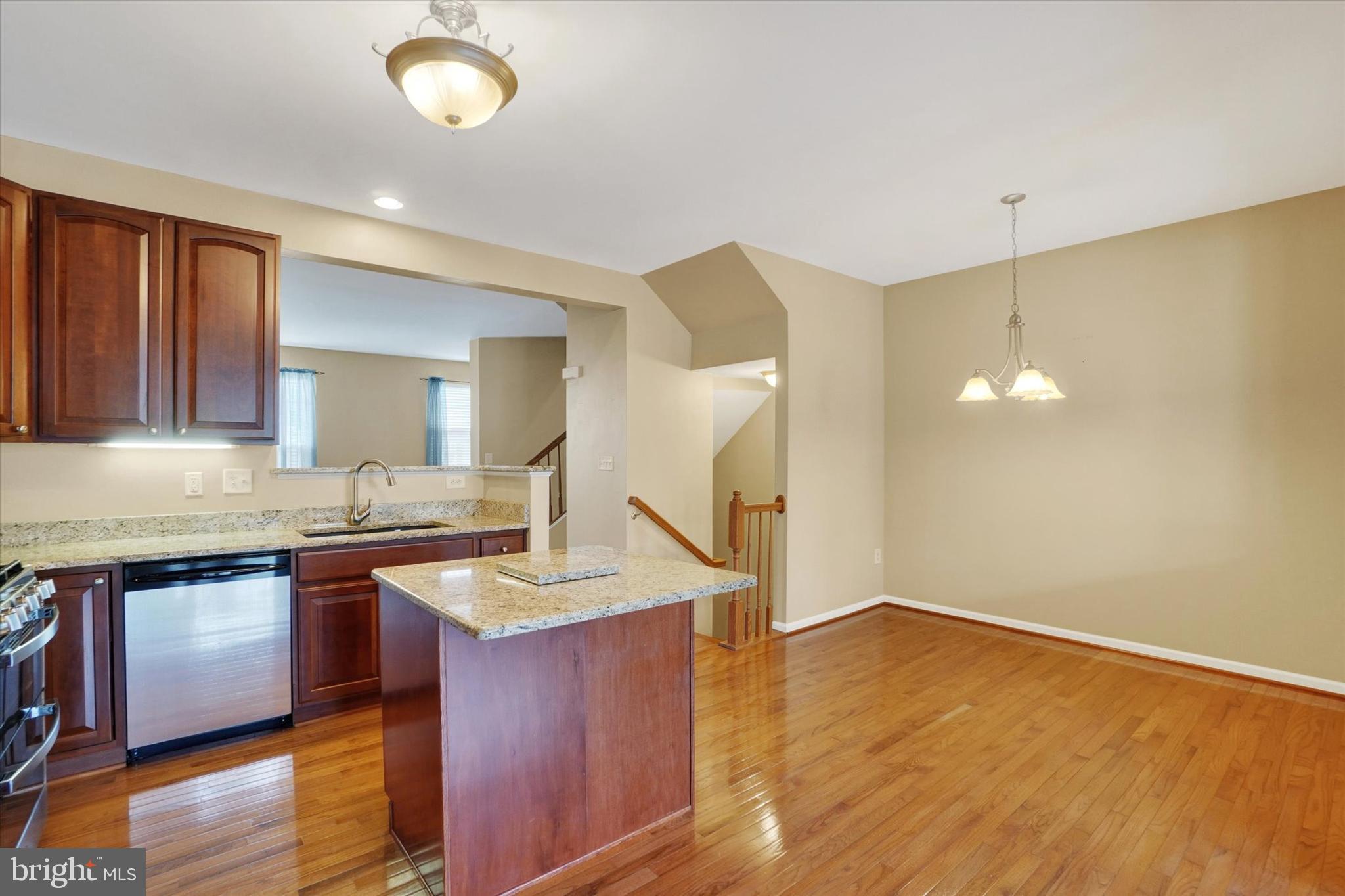 CARRIAGE HILL - Residential