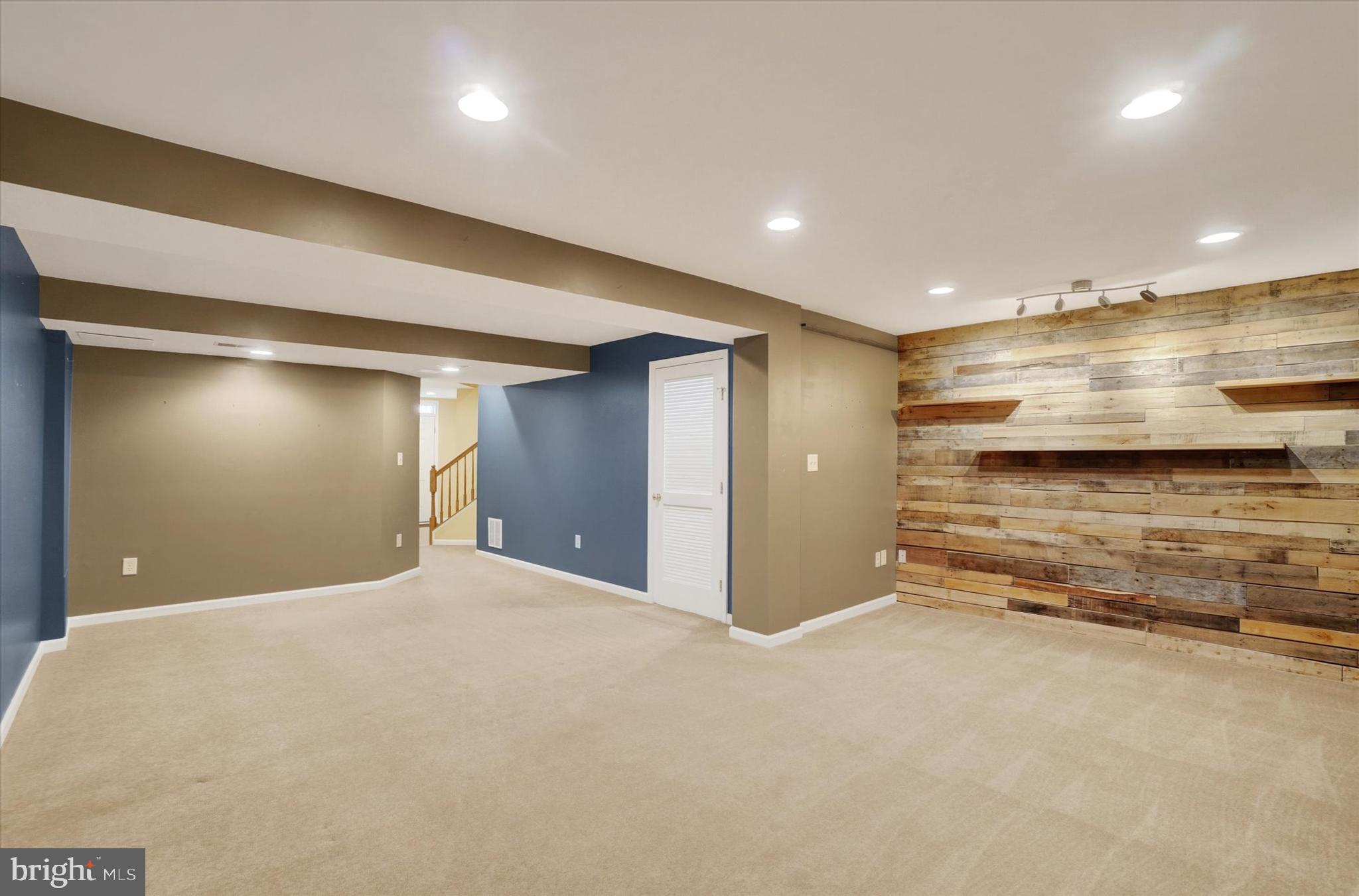 CARRIAGE HILL - Residential