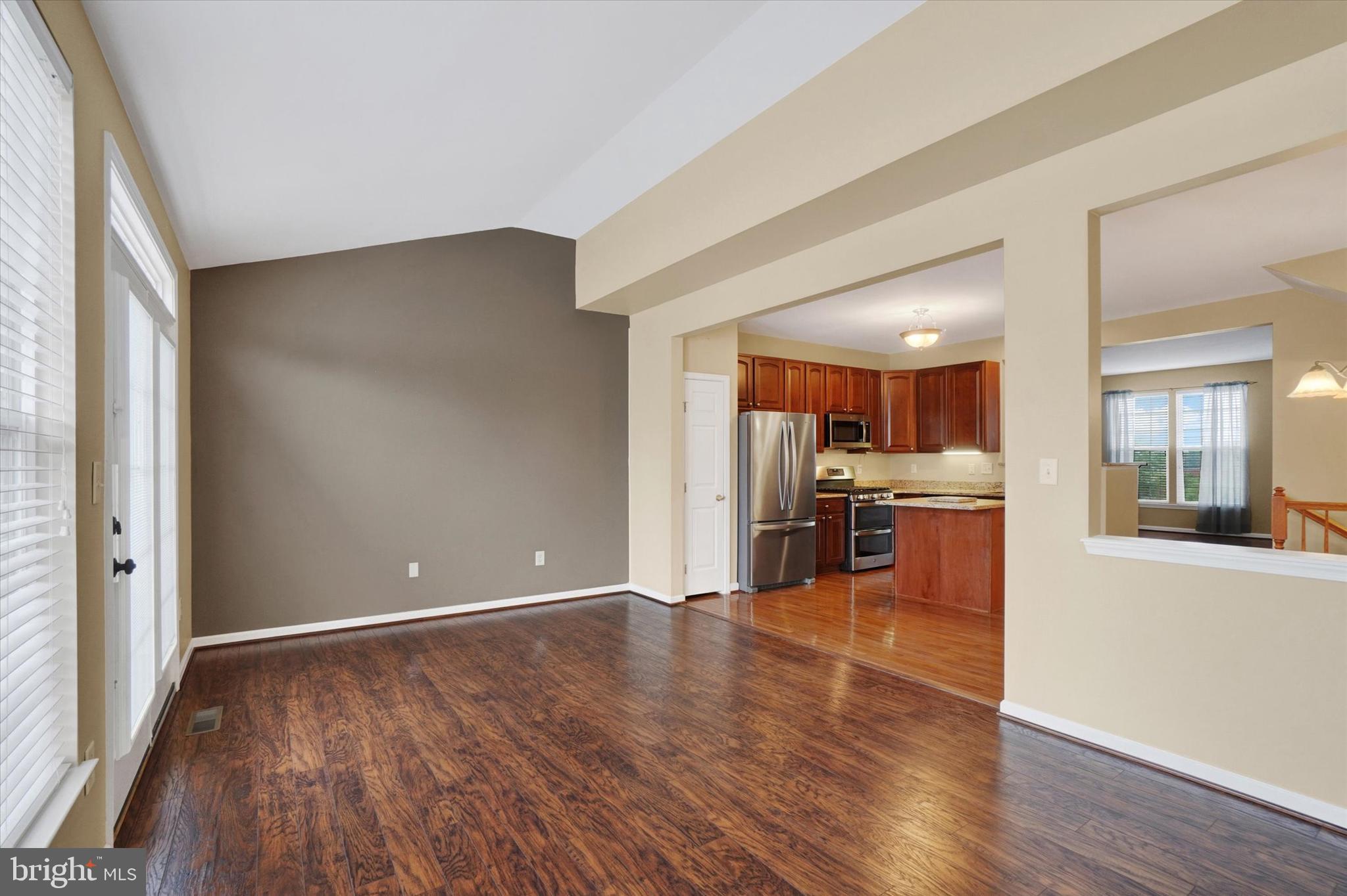 CARRIAGE HILL - Residential