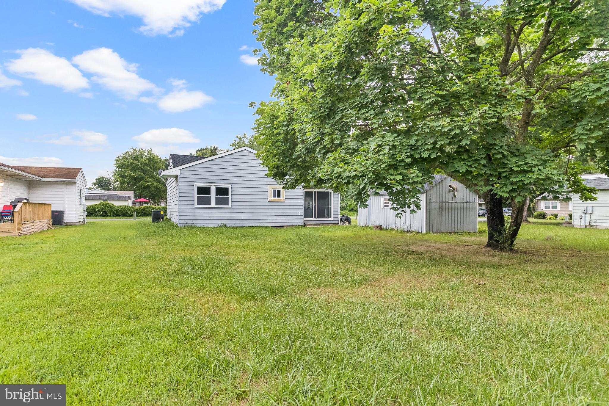 MANOKIN GLEN - Residential