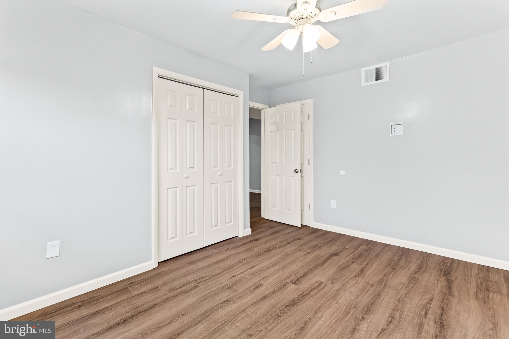 MANOKIN GLEN - Residential