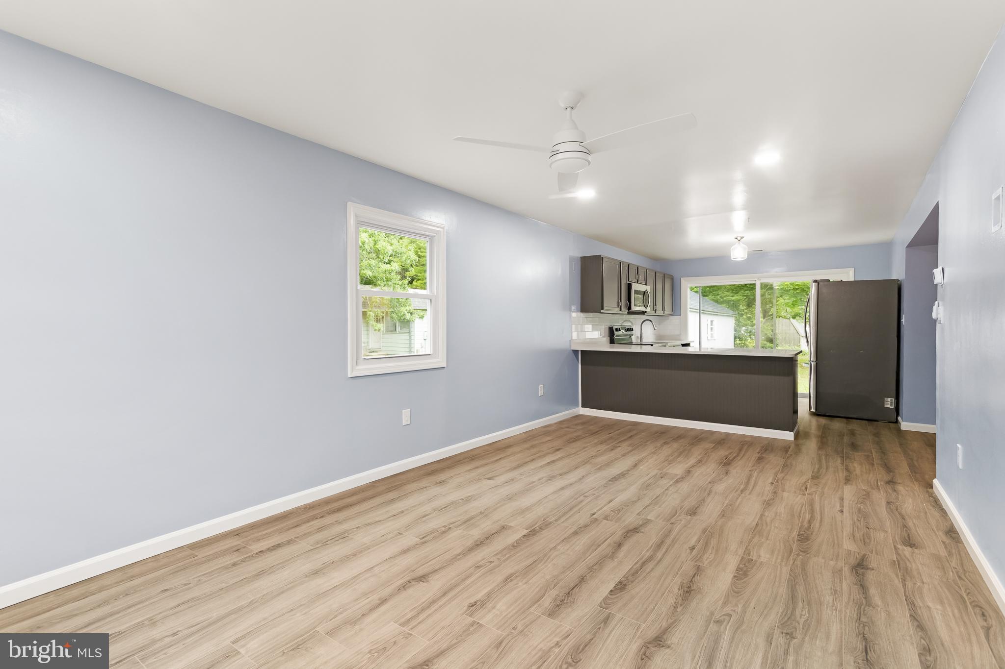 MANOKIN GLEN - Residential