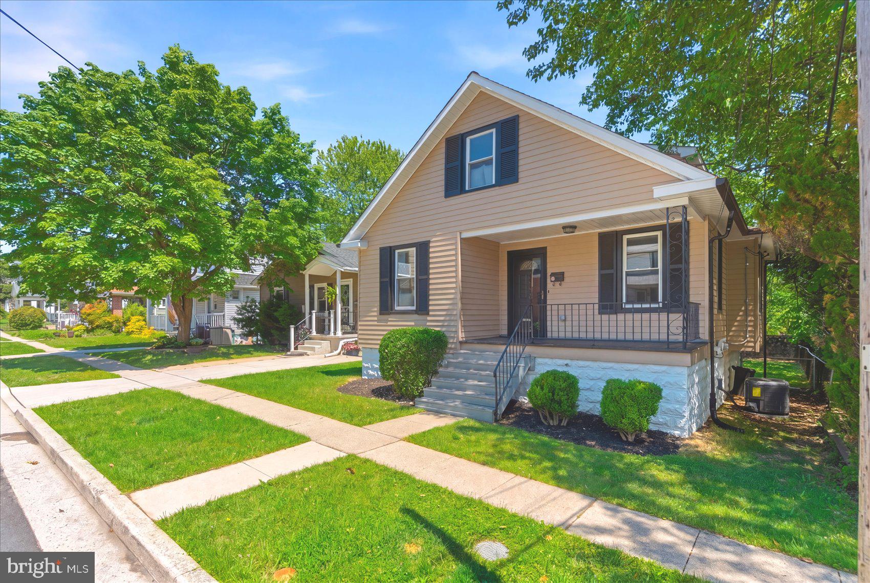 1 GLENWOOD AVENUE