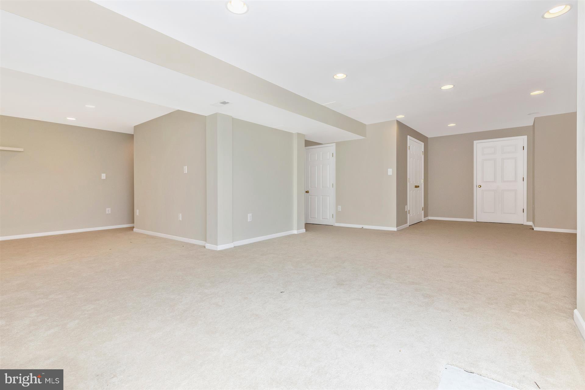 SPRUCE HILL ESTATES - Residential