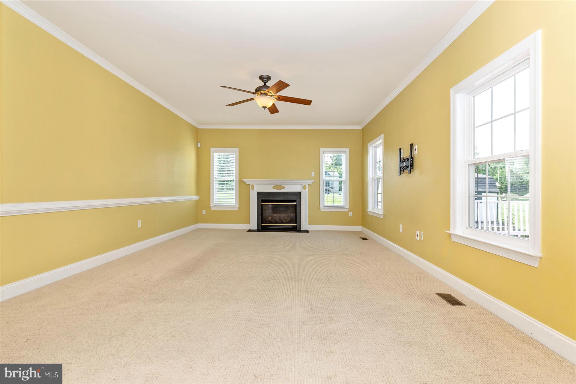 SPRUCE HILL ESTATES - Residential