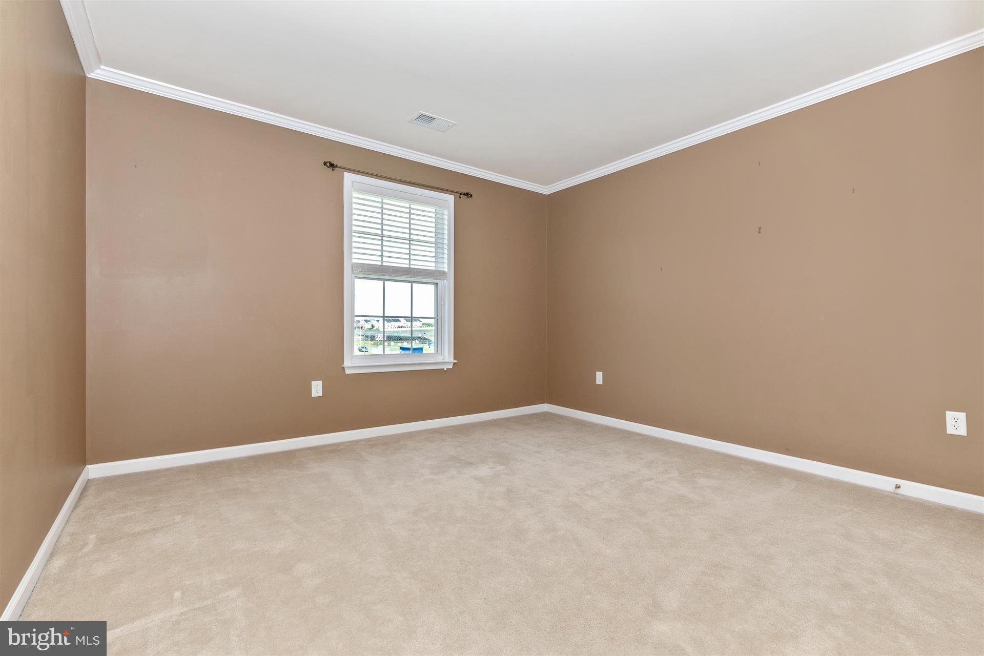 SPRUCE HILL ESTATES - Residential