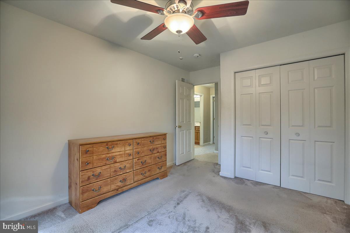 TWIN CREEKS - Residential