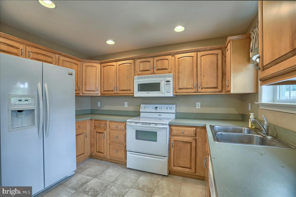 TWIN CREEKS - Residential