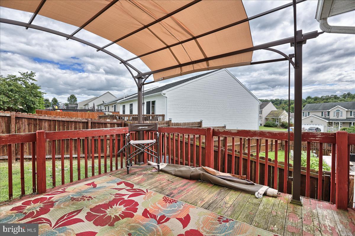 TWIN CREEKS - Residential