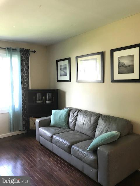 DALE CITY - Residential Lease