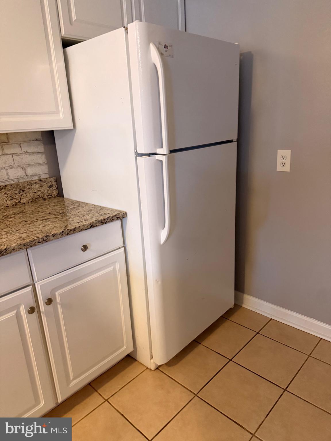 NORTH POINT VILLAGE - Residential Lease