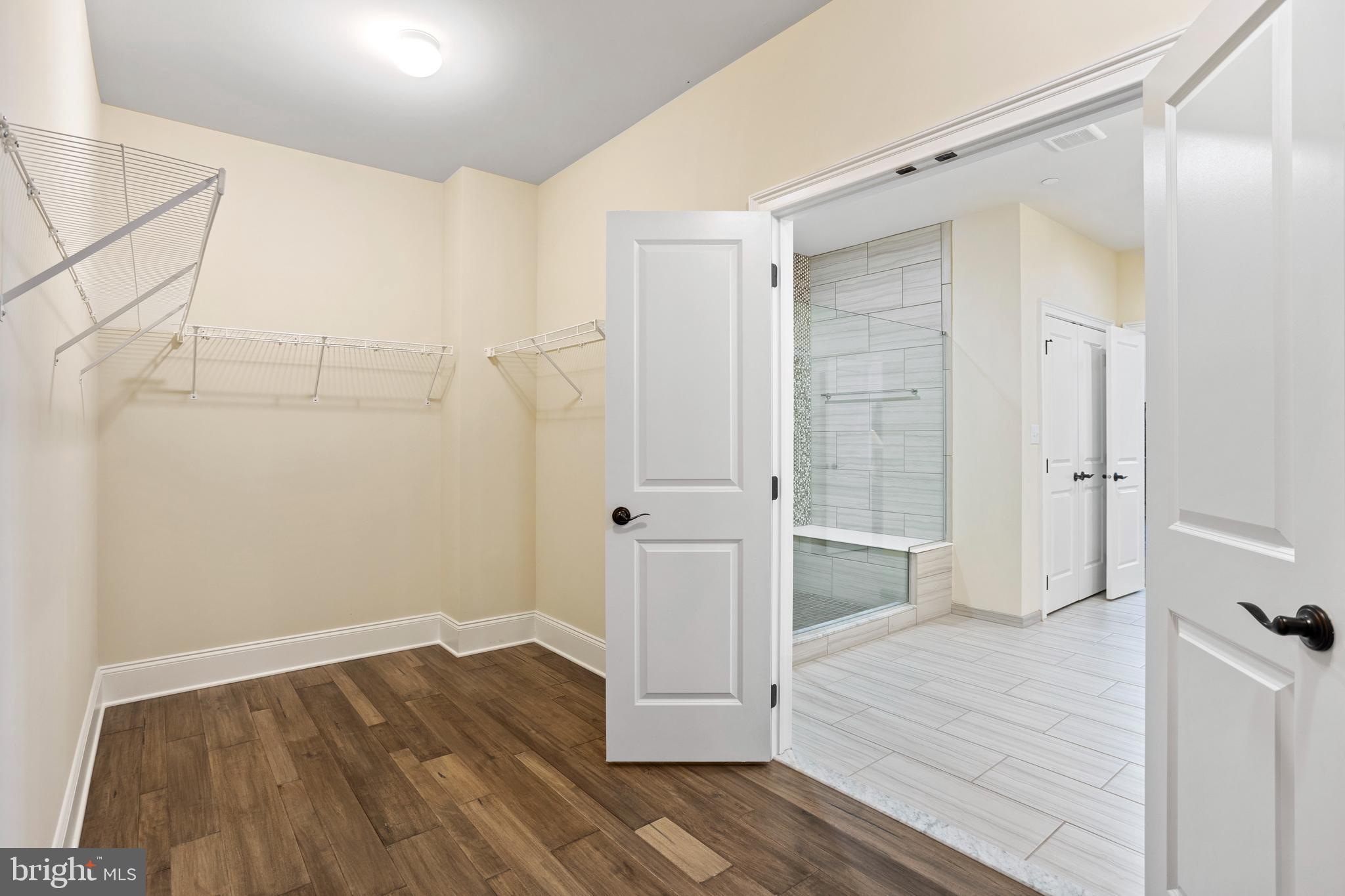 LISETER - Residential