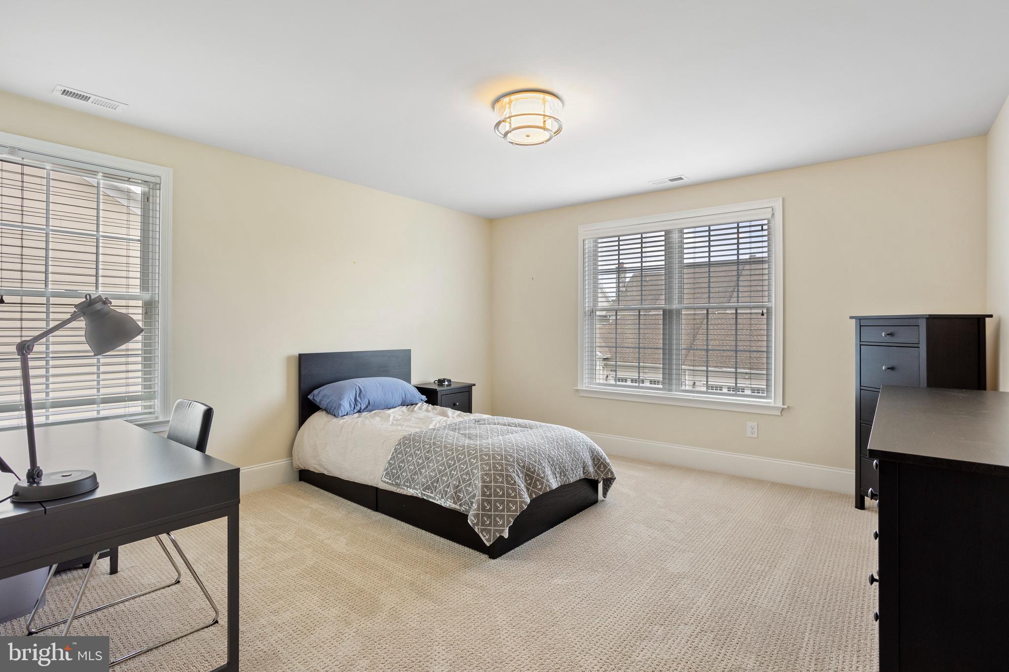 LISETER - Residential