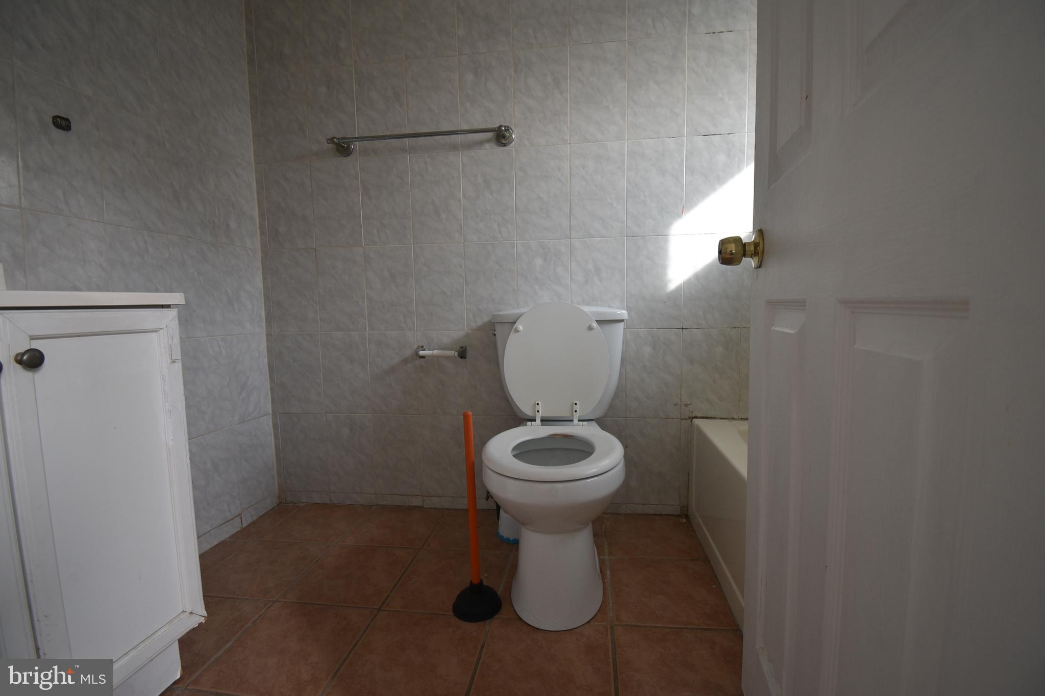 PHILADELPHIA (SOUTH) - Residential Income