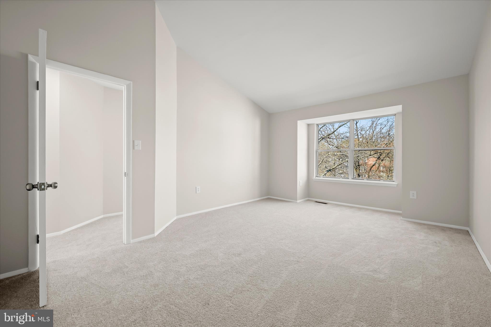 WOODLAND PARK - Residential