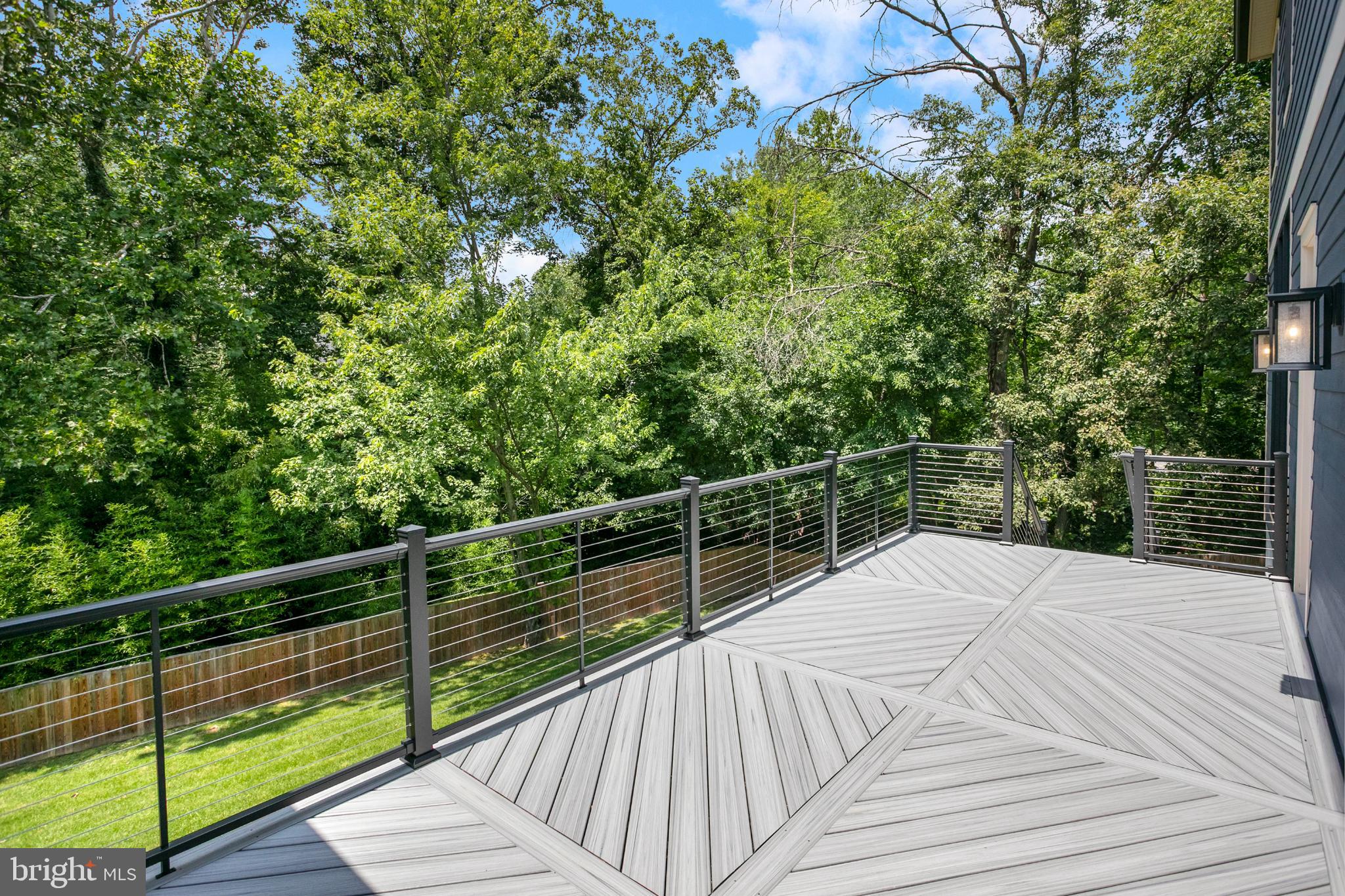 VIENNA WOODS - Residential