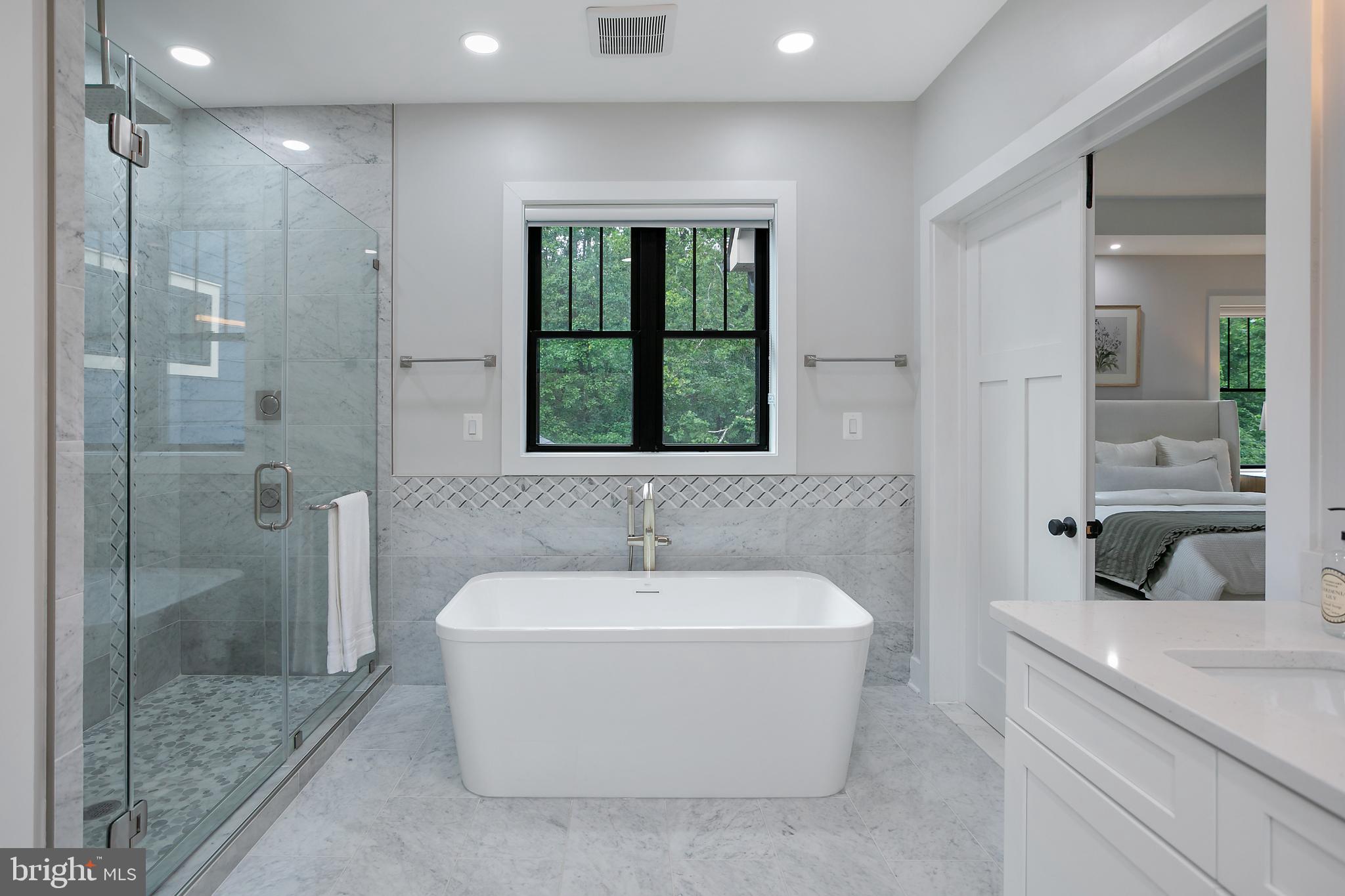 VIENNA WOODS - Residential