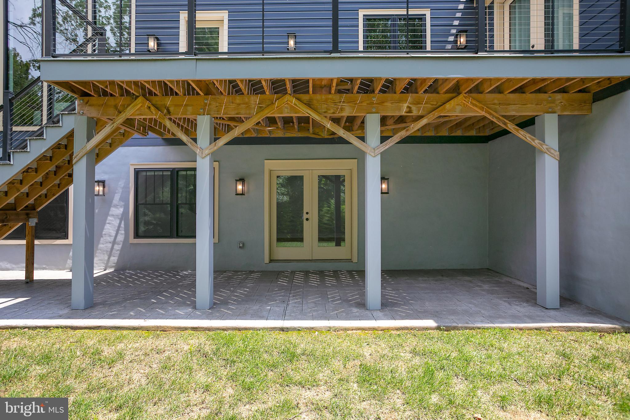 VIENNA WOODS - Residential