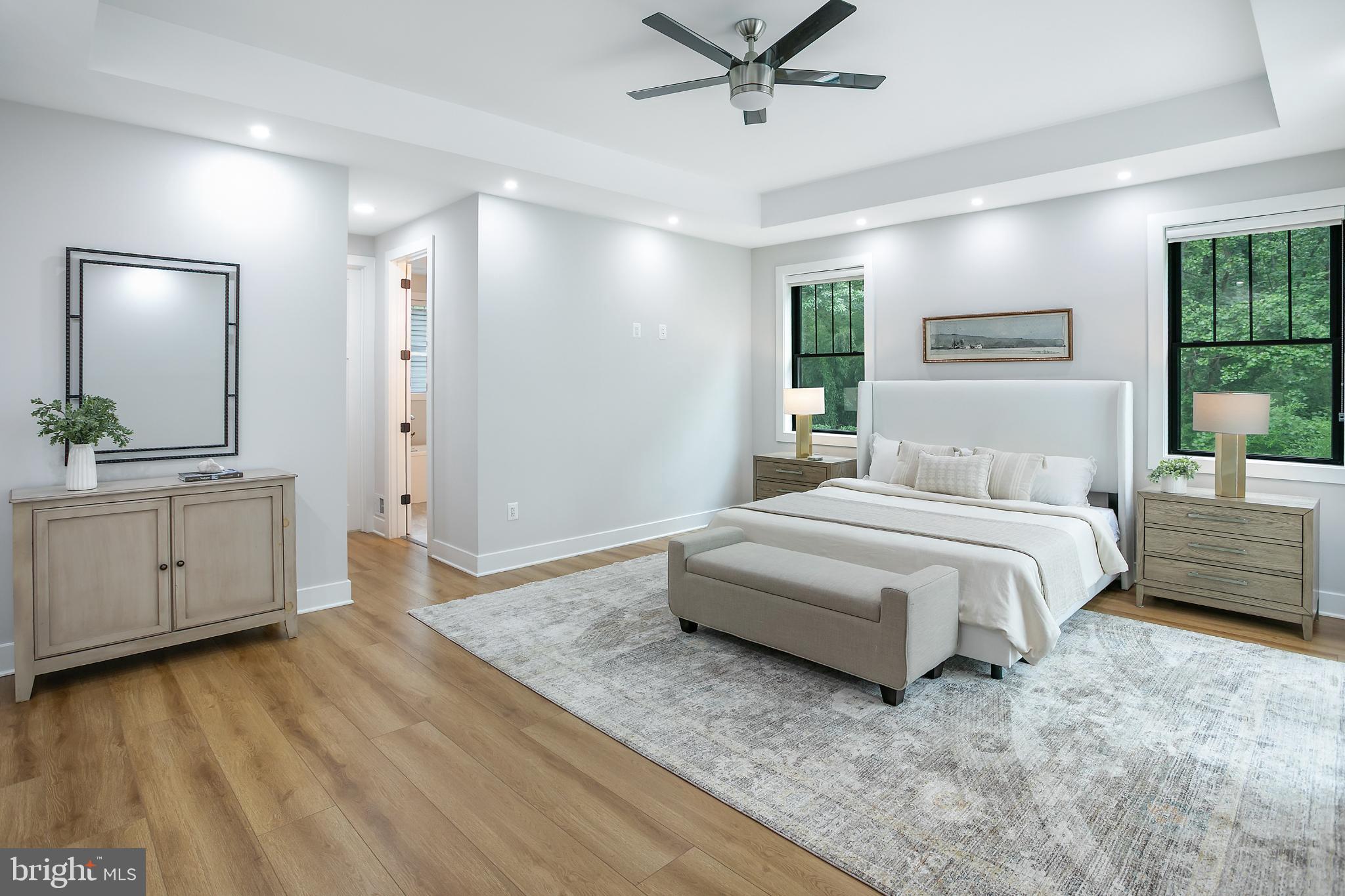 VIENNA WOODS - Residential