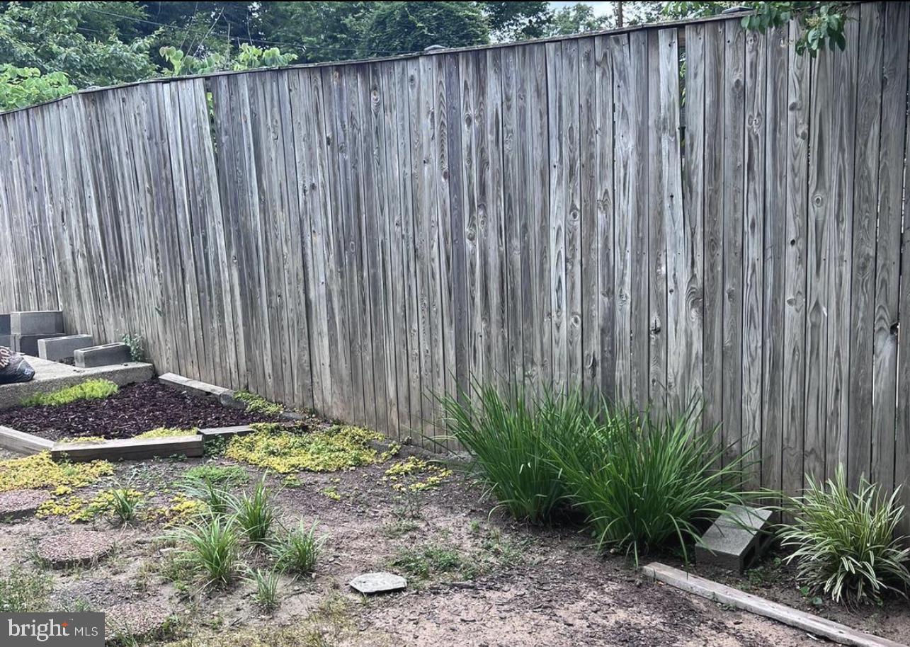 1342 HAMLIN STREET NE