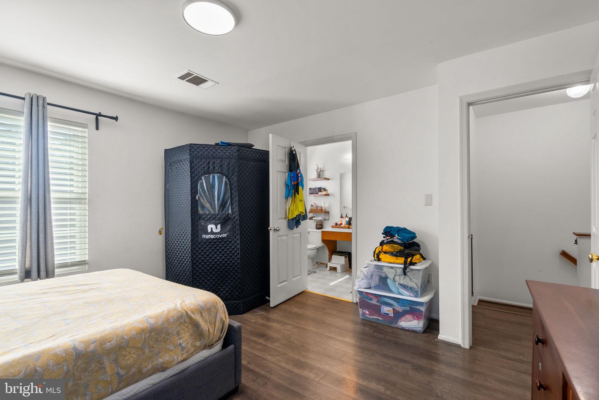 WESTLAKE - Residential