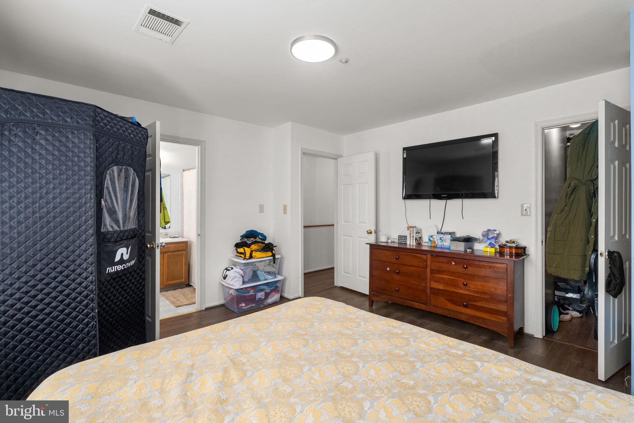 WESTLAKE - Residential