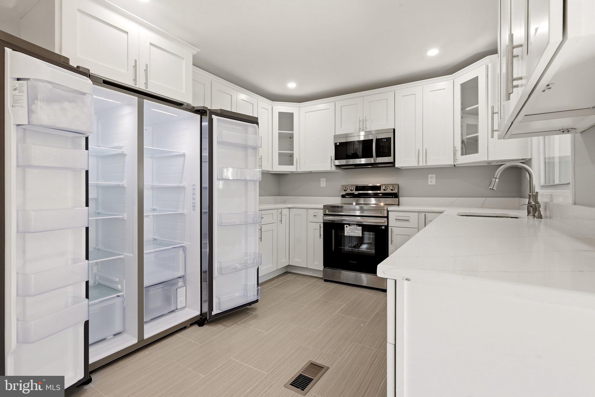 86 MEDFORD LANE
