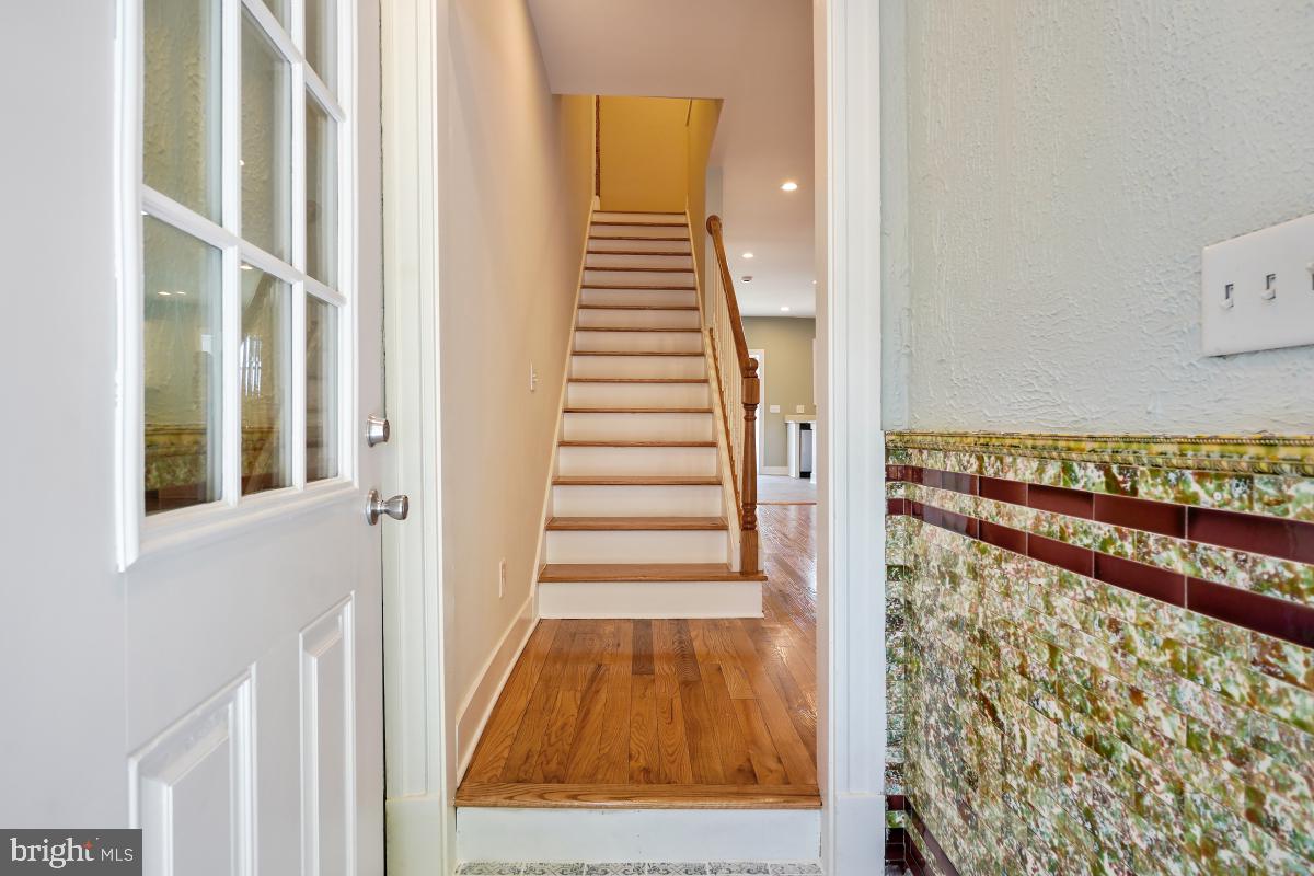 37 MICHIGAN AVENUE NE