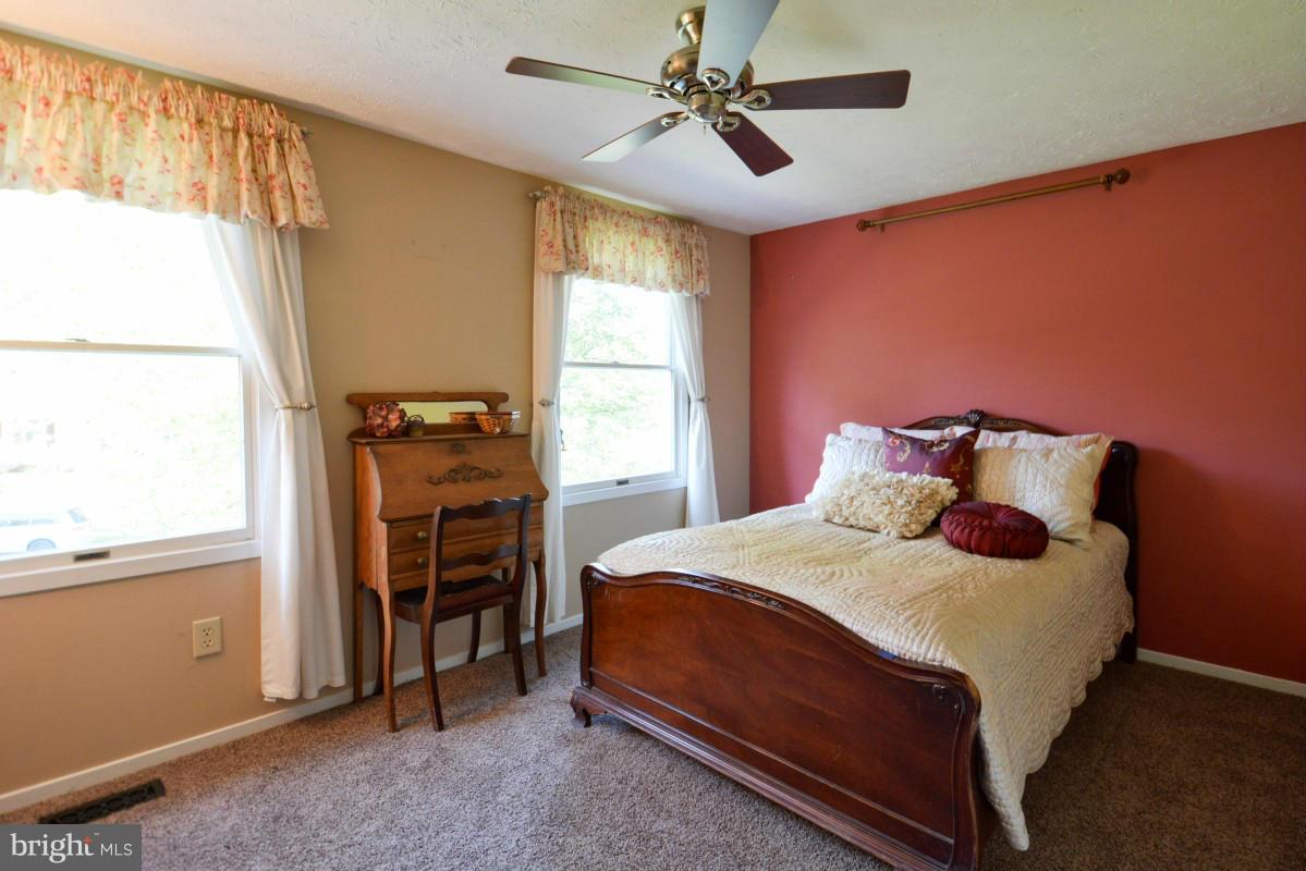 MIDDLE VALLEY - Residential