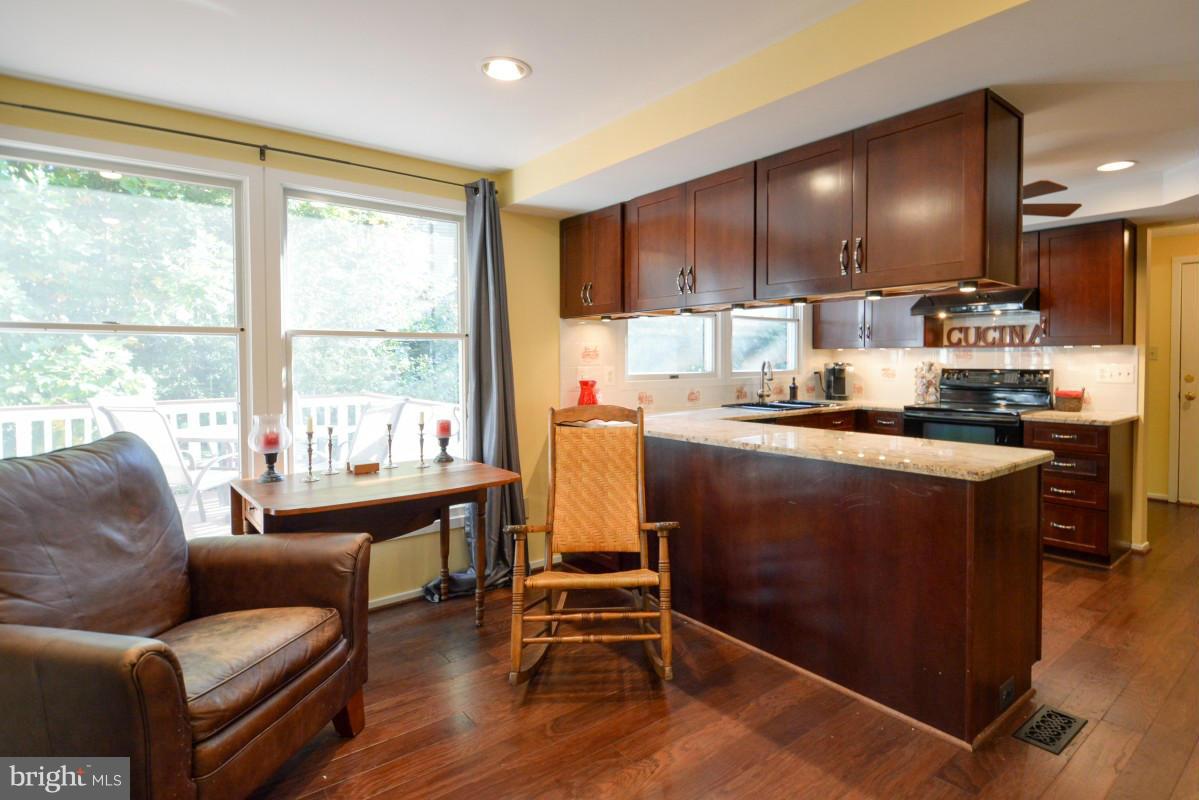 MIDDLE VALLEY - Residential