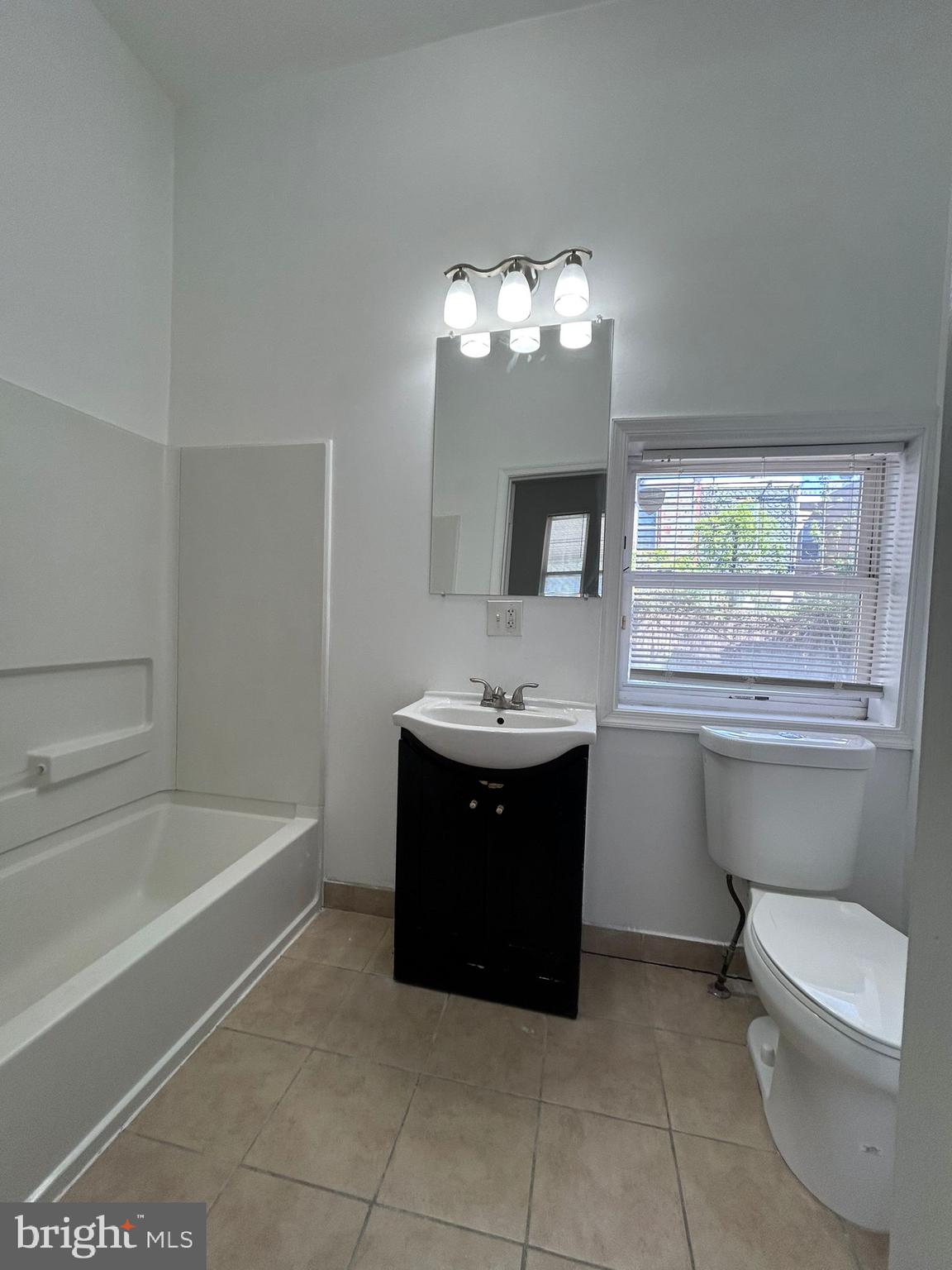 2225 N 17TH STREET