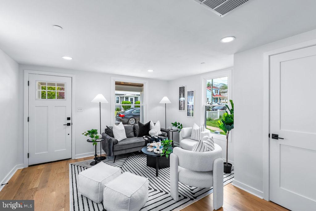 EASTPORT - Residential