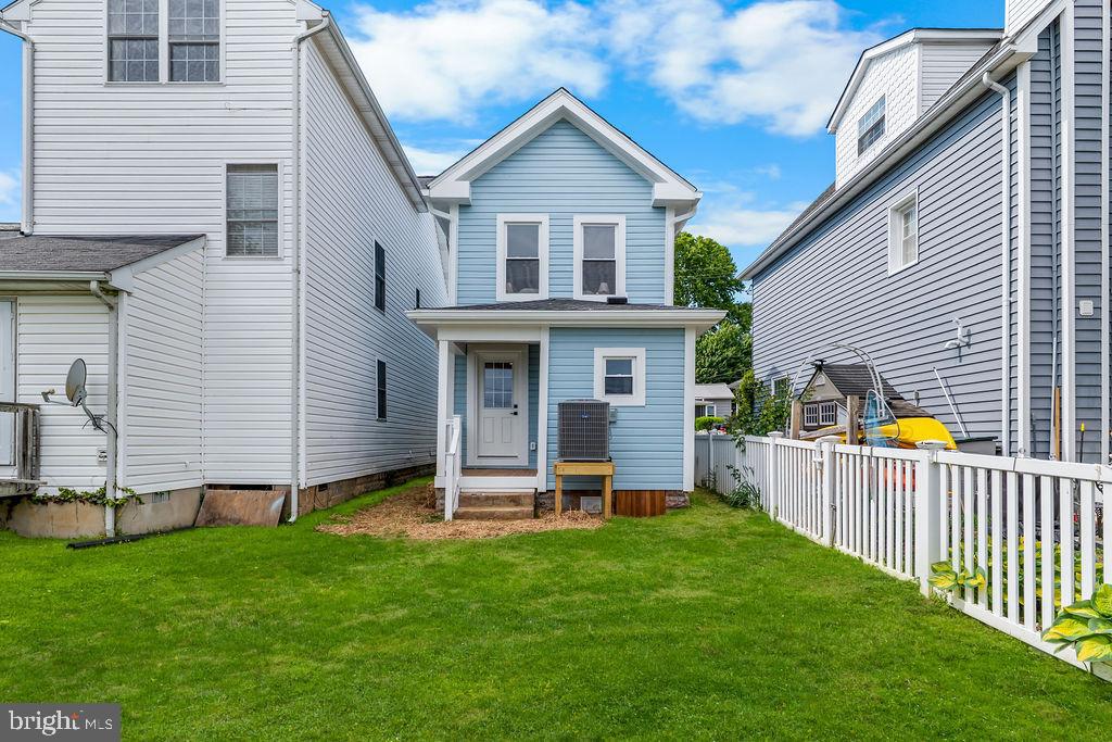 EASTPORT - Residential
