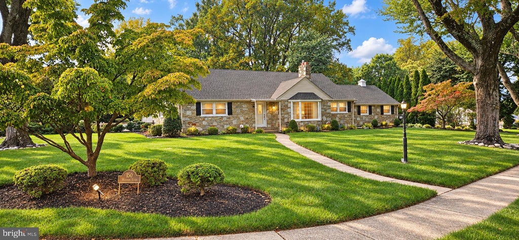 Photo of 150 Madison Road, HUNTINGDON VALLEY, PA 19006 (MLS # PAMC2197072)