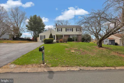 324 Bow Lane, Gilbertsville, PA MLS: PAMC2172026