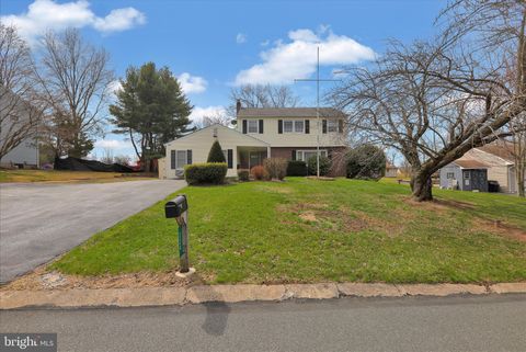 324 BOW LANE GILBERTSVILLE PA 19525