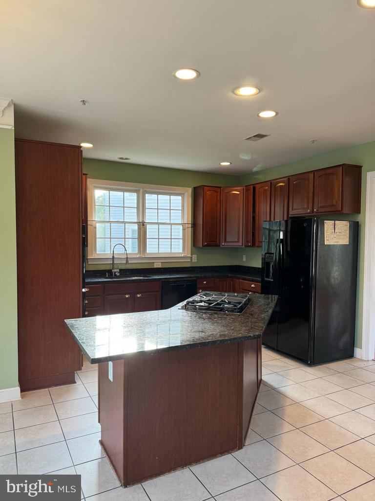 FAIRWOOD - Residential Lease