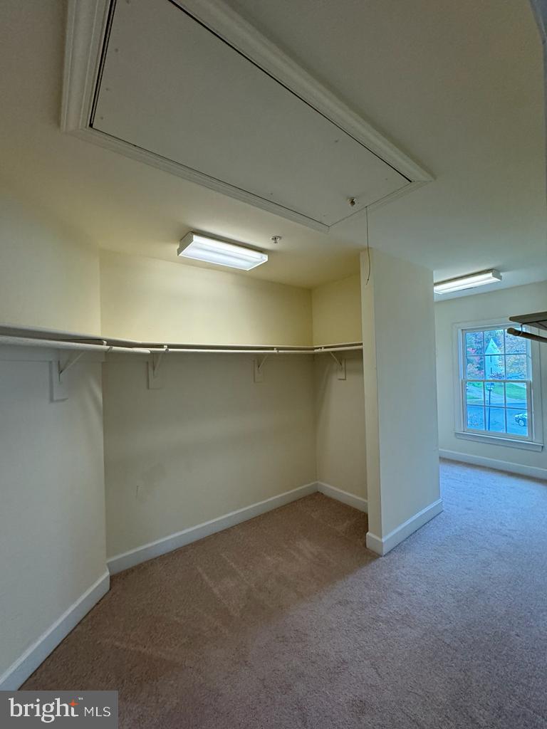 FAIRWOOD - Residential Lease