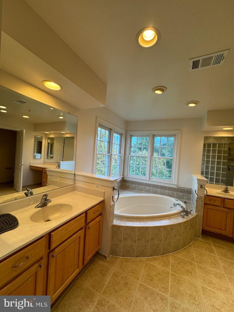 FAIRWOOD - Residential Lease