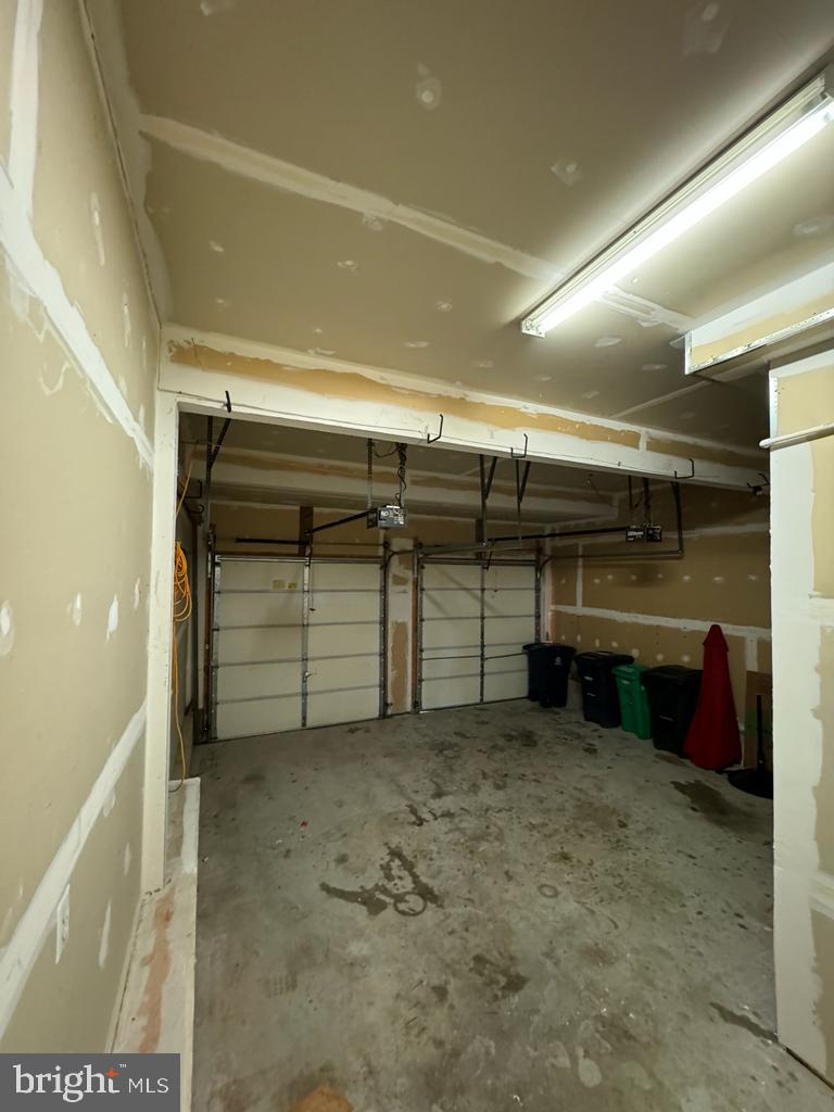 FAIRWOOD - Residential Lease