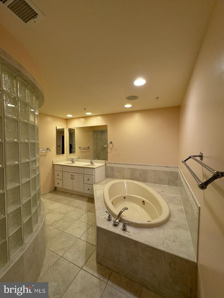 FAIRWOOD - Residential Lease