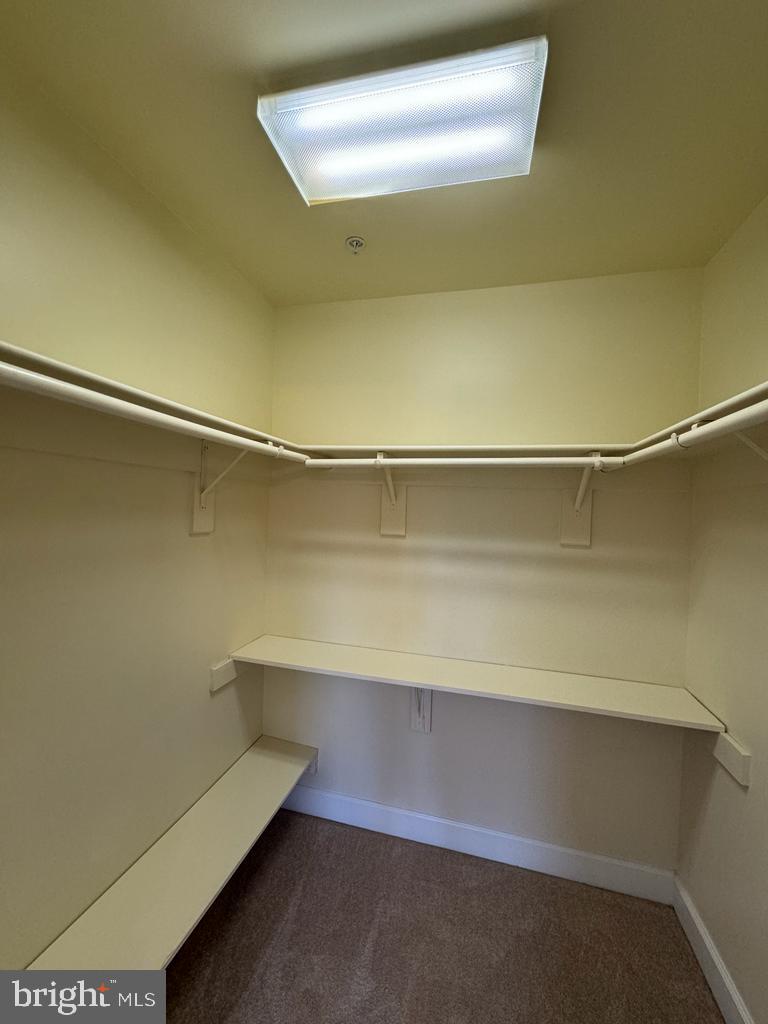 FAIRWOOD - Residential Lease