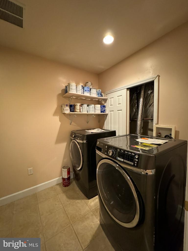 FAIRWOOD - Residential Lease