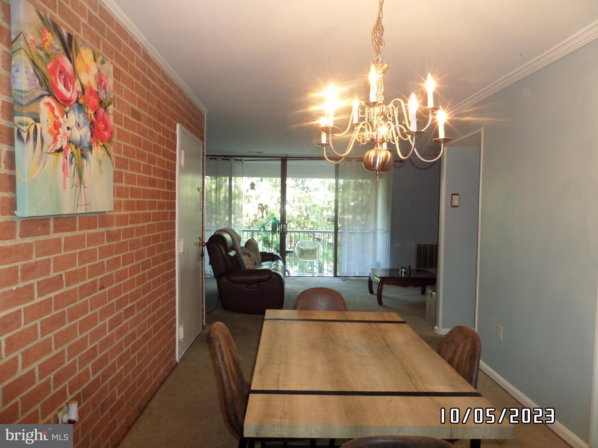 POTOMAC OAKS - Residential Lease