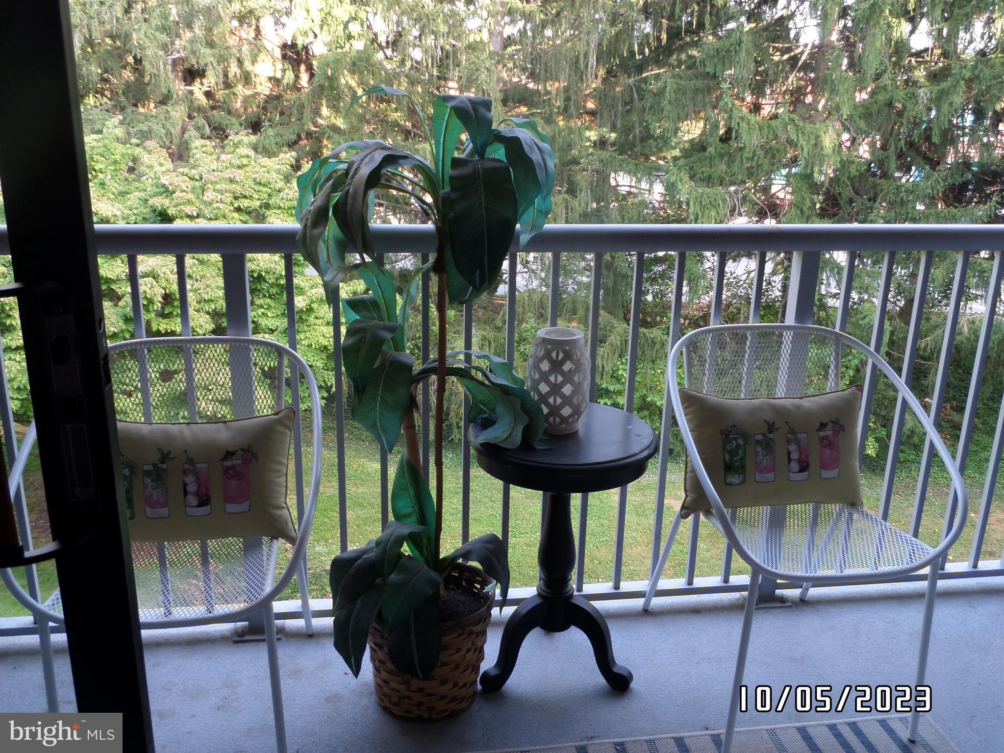 POTOMAC OAKS - Residential Lease