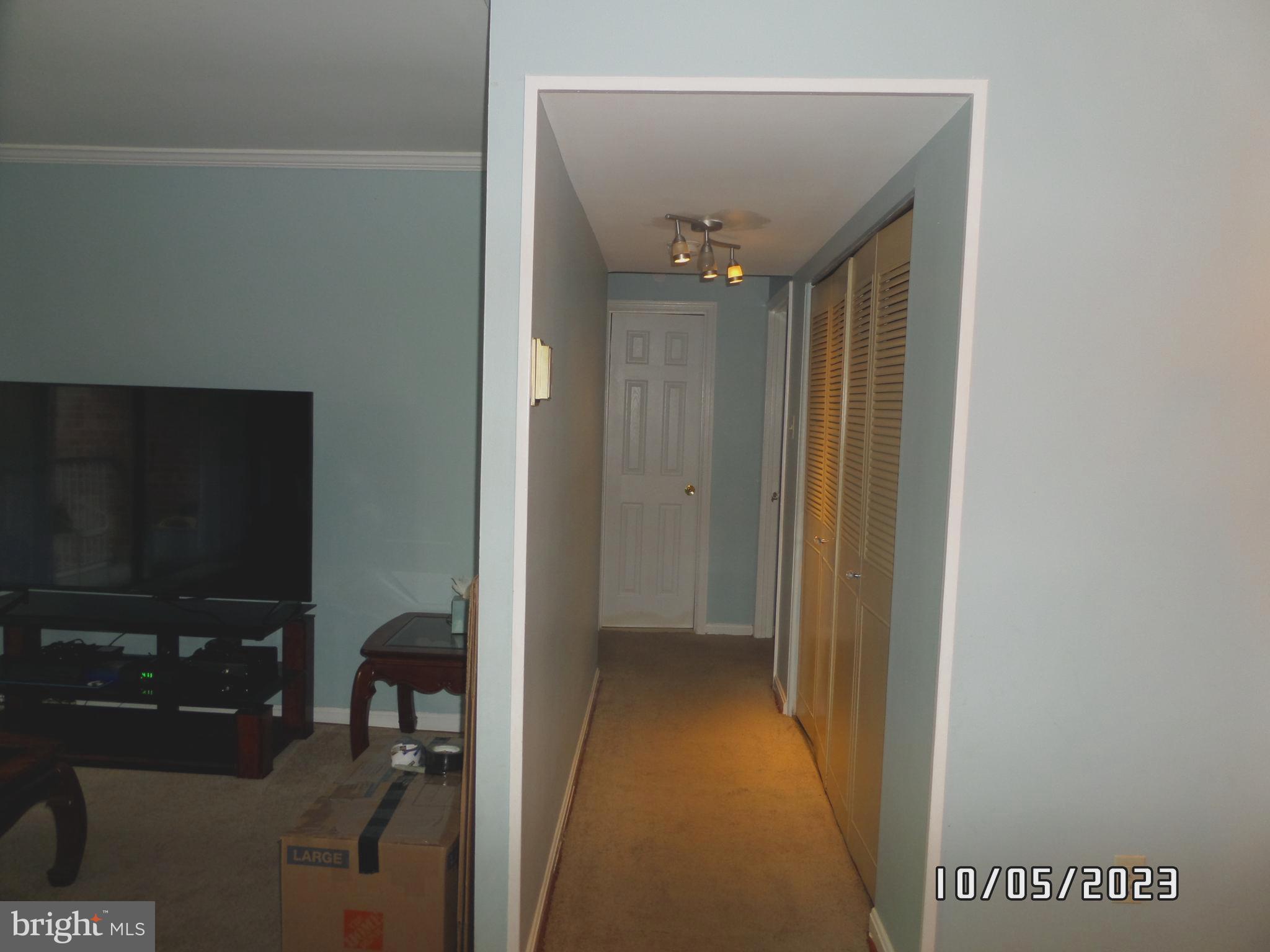 POTOMAC OAKS - Residential Lease