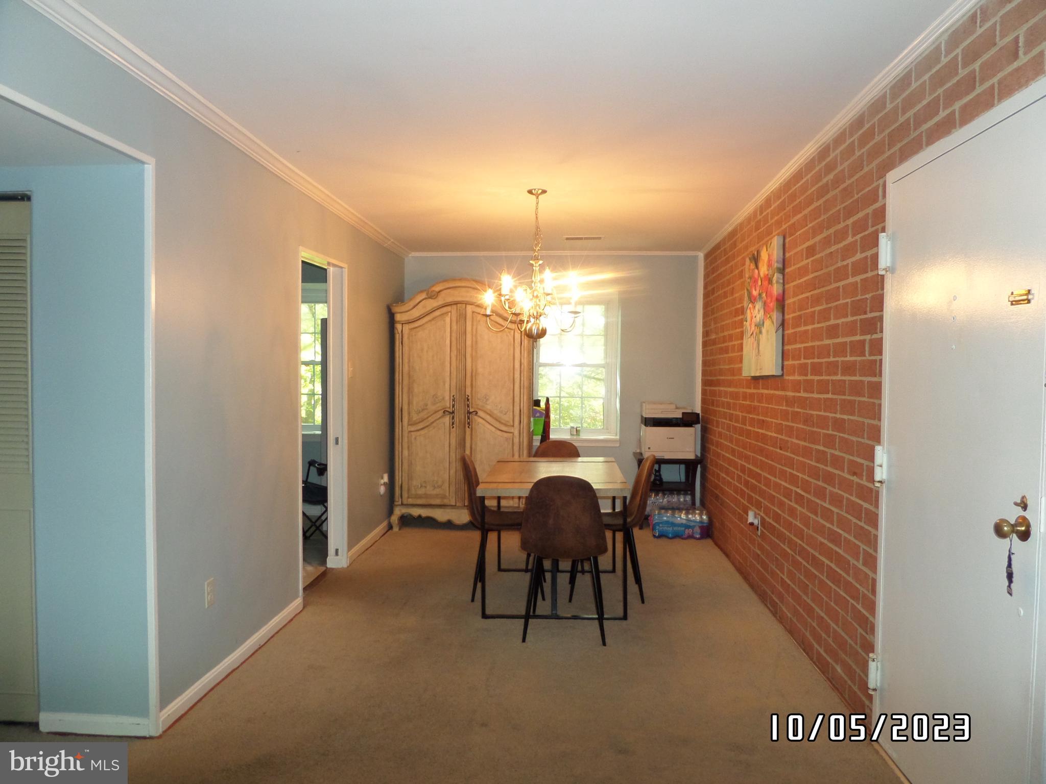 POTOMAC OAKS - Residential Lease