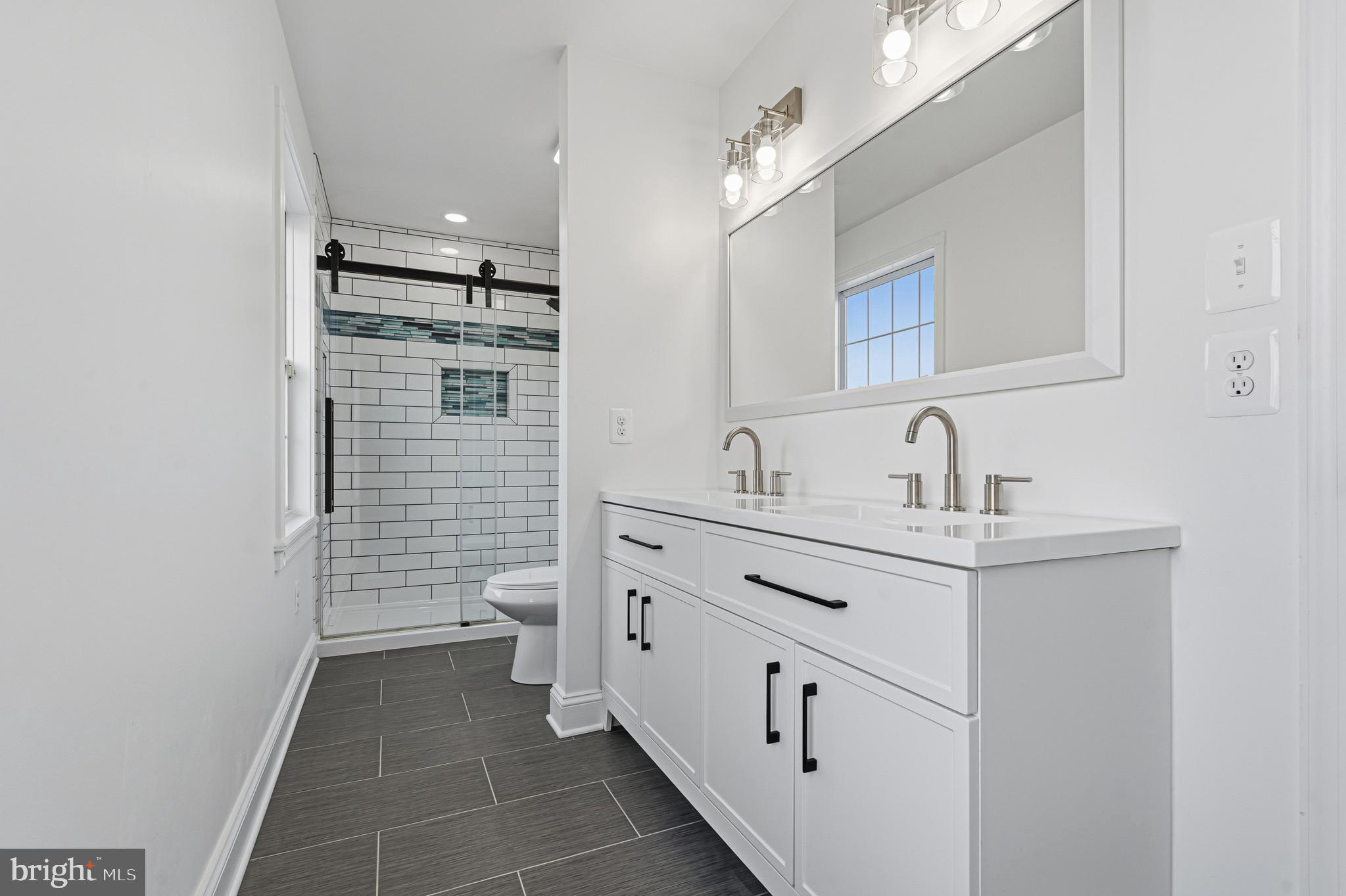 VILLAGE OF BYNUM RUN - Residential