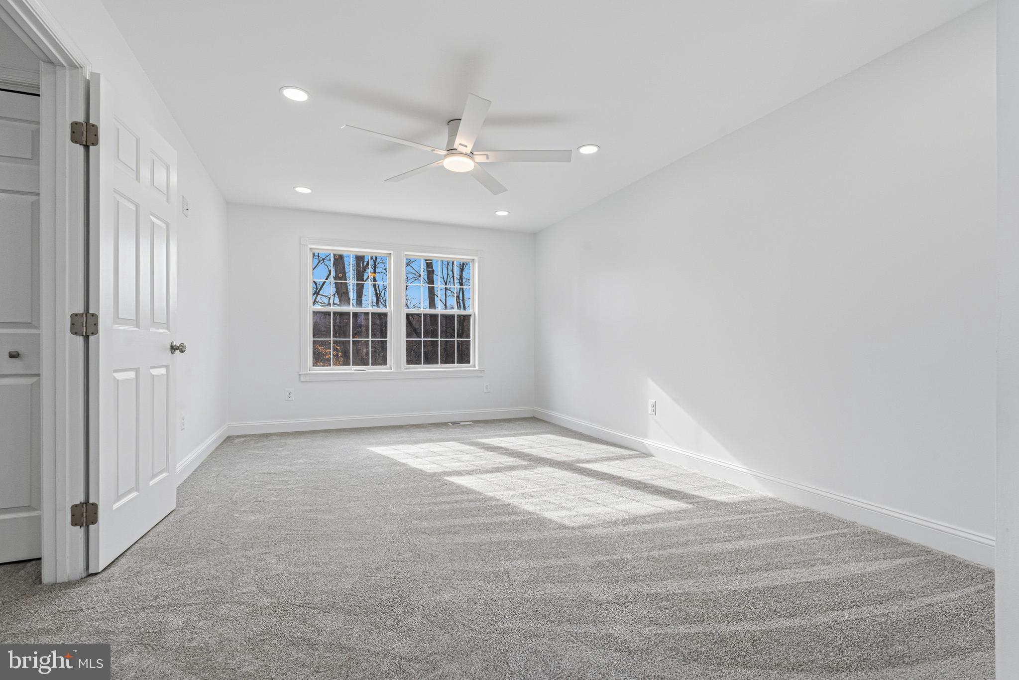 VILLAGE OF BYNUM RUN - Residential