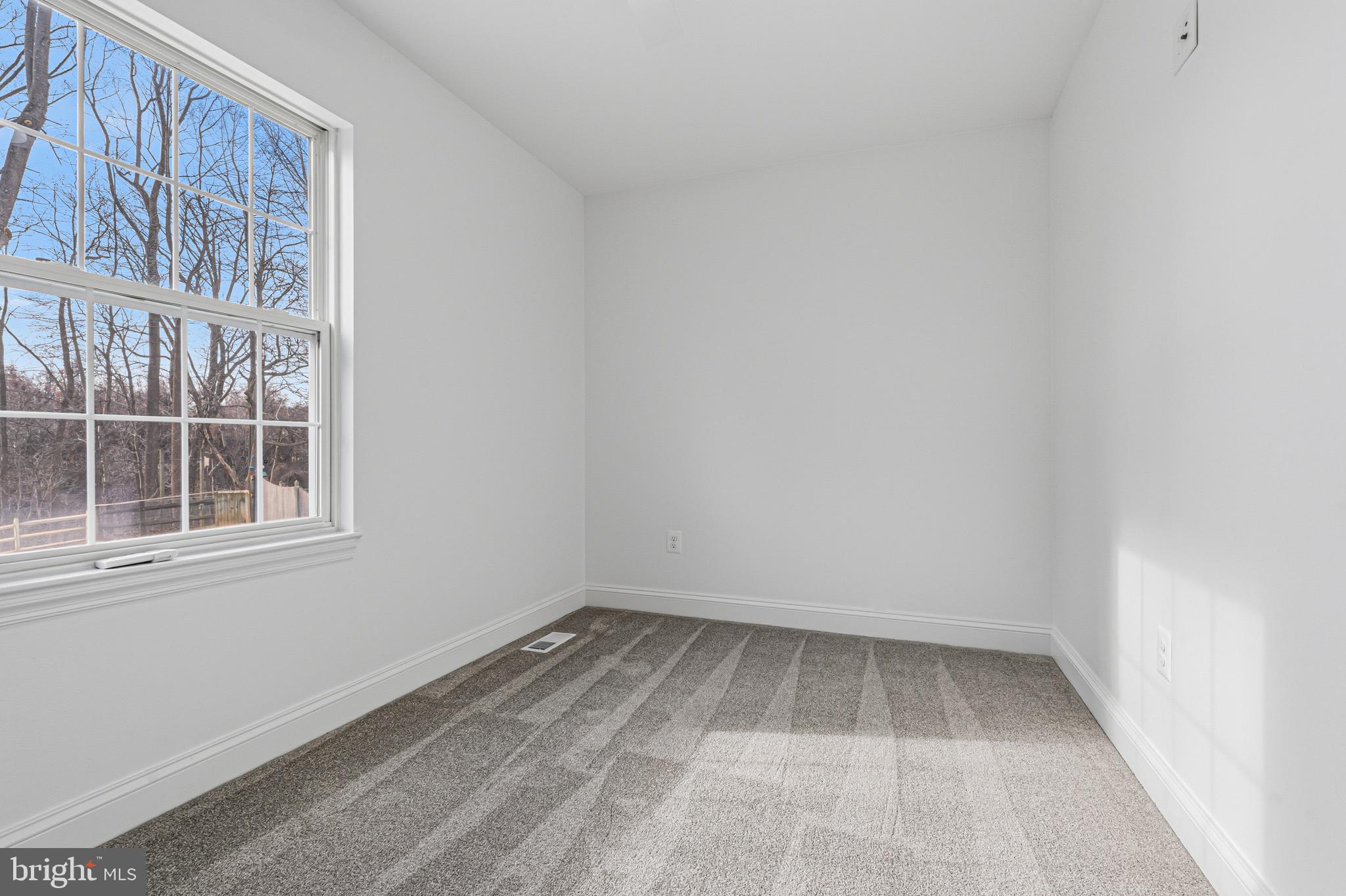 VILLAGE OF BYNUM RUN - Residential